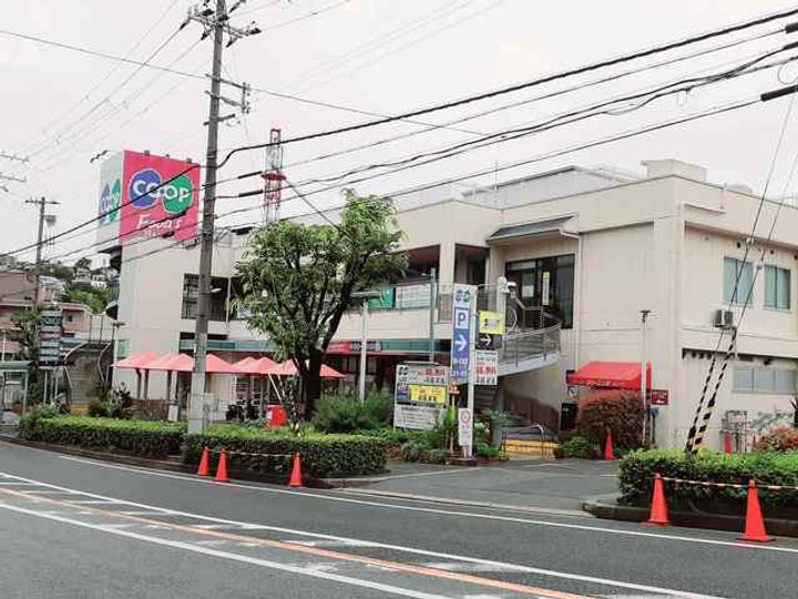 サンシーズ南山手の周辺