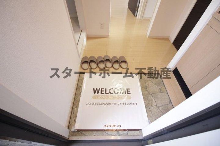 徳島県板野郡北島町江尻字妙蛇池(アパート)の賃貸物件の玄関