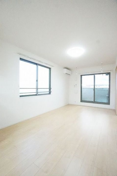 福島県郡山市田村町金屋字上川原(アパート)の賃貸物件の居間