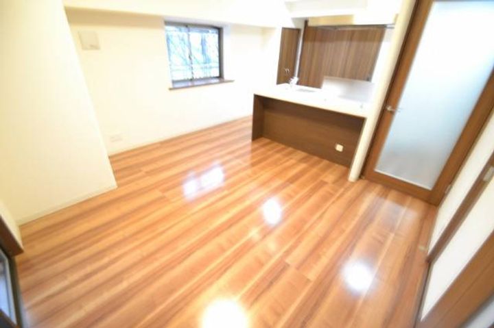 ミモザヒルズ大雲寺の居間