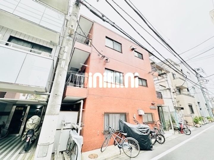 東京都中野区本町3(マンション)の賃貸物件の外観