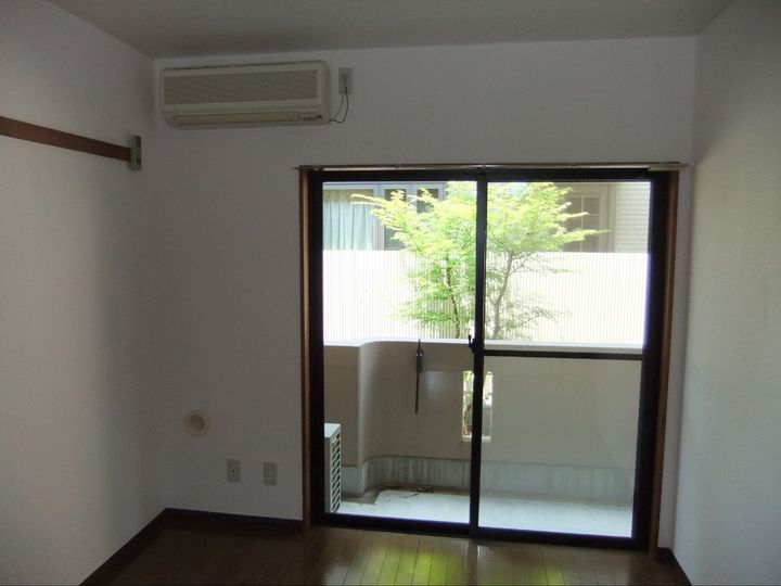 プレステージの居間