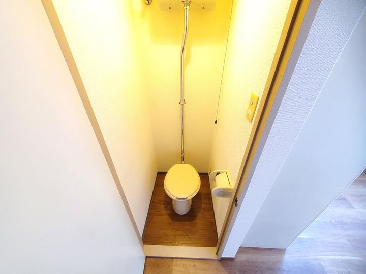 シャルマン寿の内装