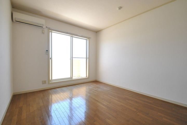 コンフォリア日立の居間