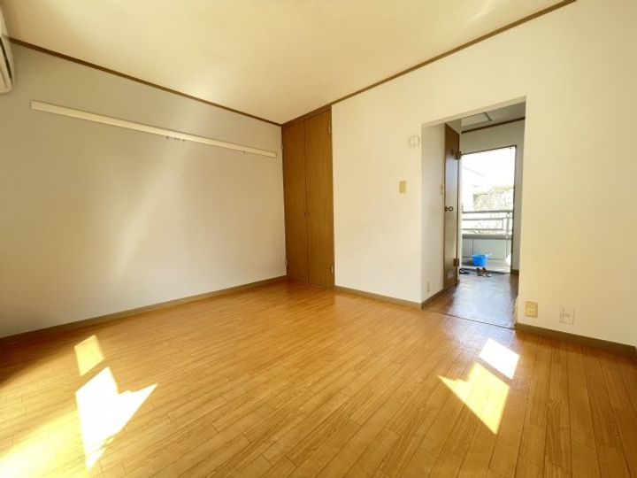 メゾンY・K・Sの居間