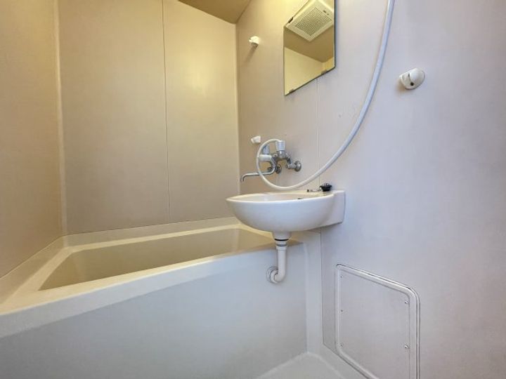 メゾンY・K・Sの風呂