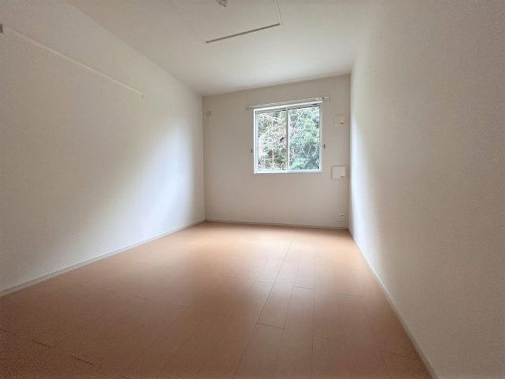 ル・ソレイユ 四番館の内装