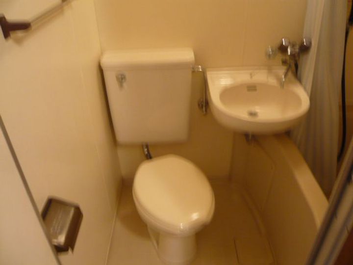 S・T宝生の内装