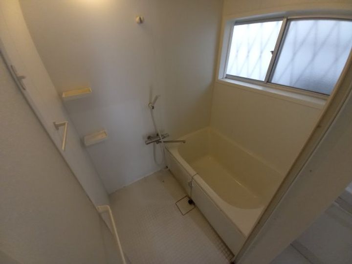 大阪府寝屋川市成田東町(一戸建)の賃貸物件の風呂