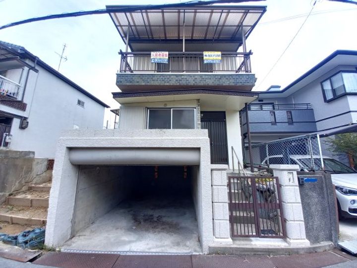 大阪府寝屋川市成田東町(一戸建)の賃貸物件の外観