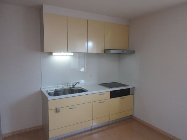 北海道帯広市東五条南12(一戸建)の賃貸物件のキッチン