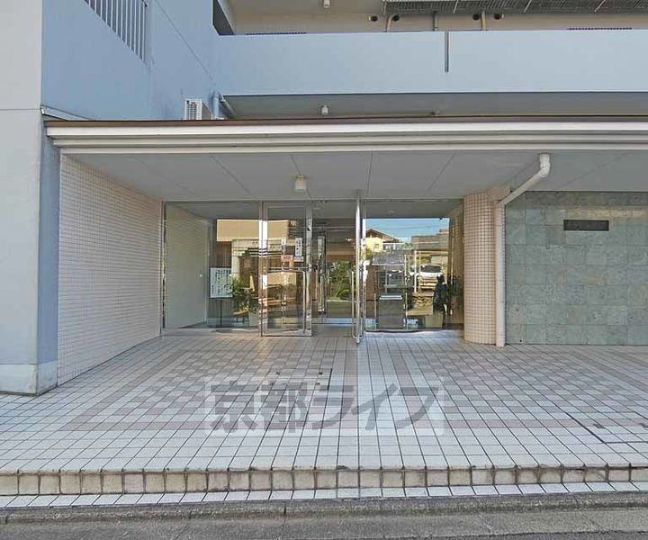 衣笠グリーンハイツの地図