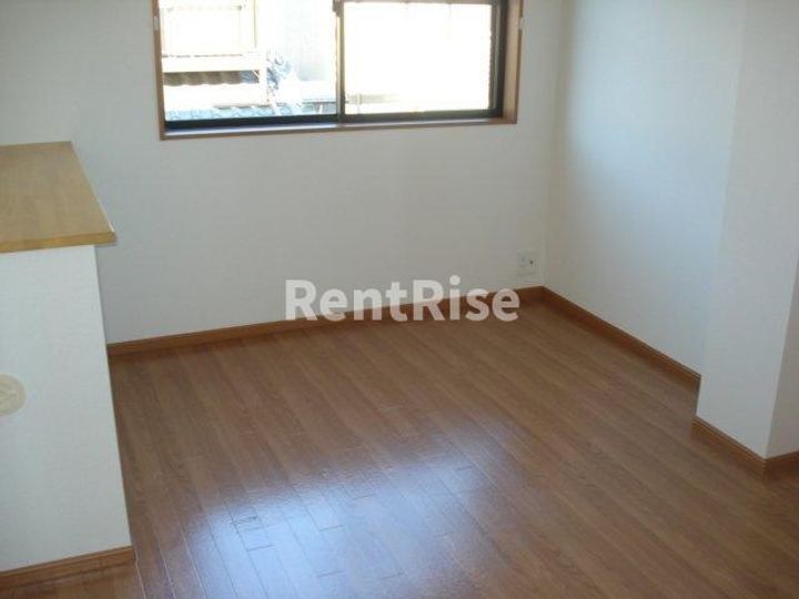 ラディッシュ ポットの居間