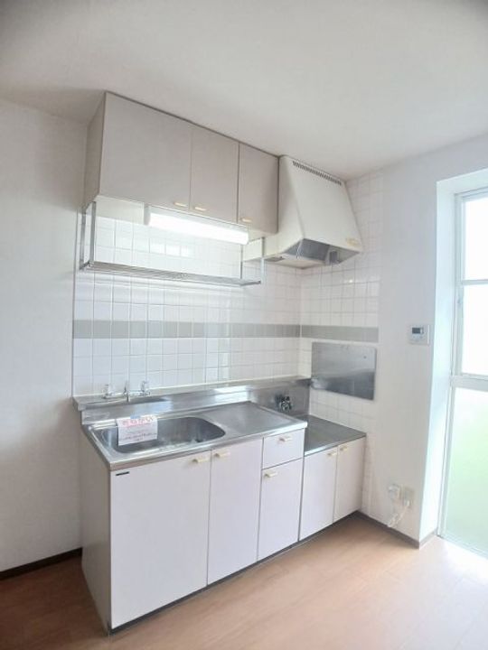 広島県福山市西新涯町1(アパート)の賃貸物件のキッチン