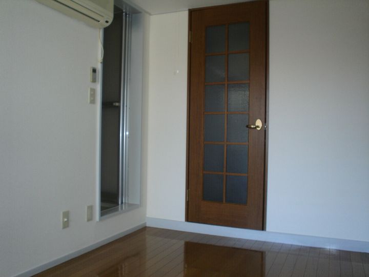 リバーサイド越路の内装