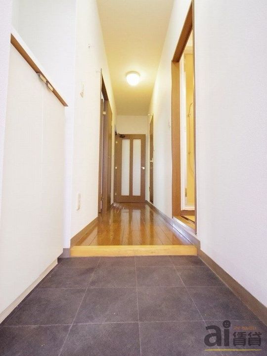 東京都練馬区高松3(マンション)の賃貸物件の玄関