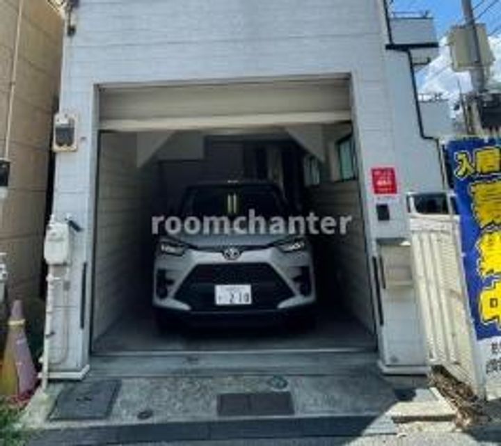 神奈川県横浜市南区高根町1(一戸建)の賃貸物件の玄関