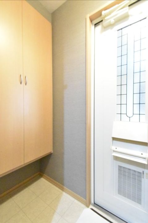 リヤフィールドの玄関