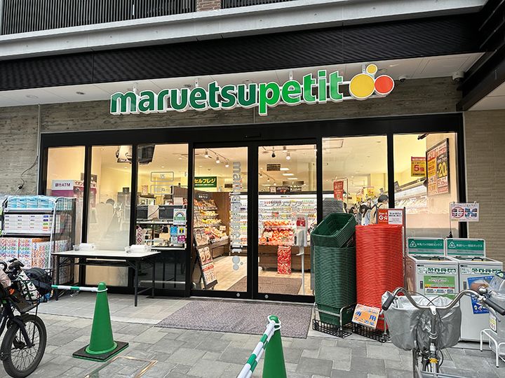 フィース駒込六義園の周辺