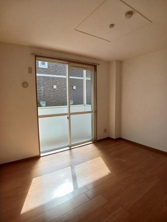 プレーヌ吉田の居間