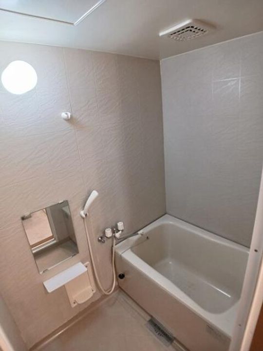 プレーヌ吉田の風呂