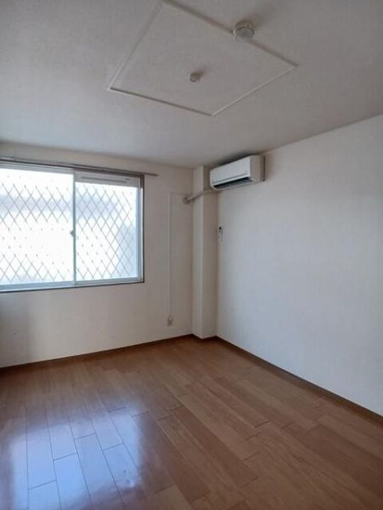 プレーヌ吉田の内装