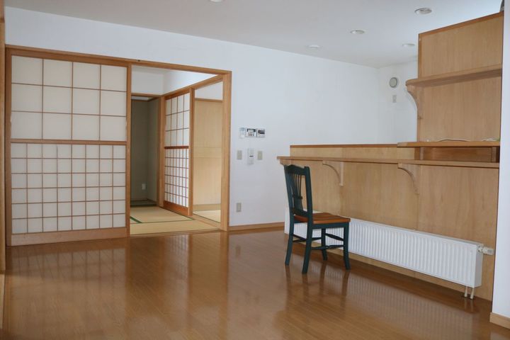 青森県青森市富田5(一戸建)の賃貸物件の居間