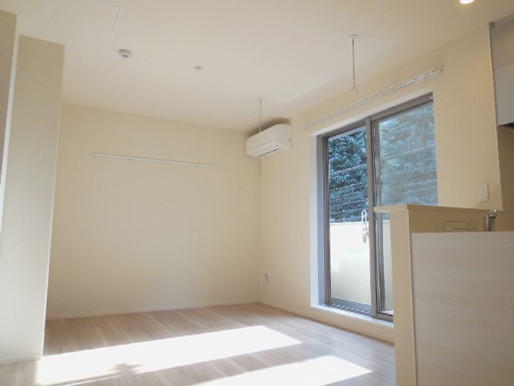 白金台MHテラスの居間