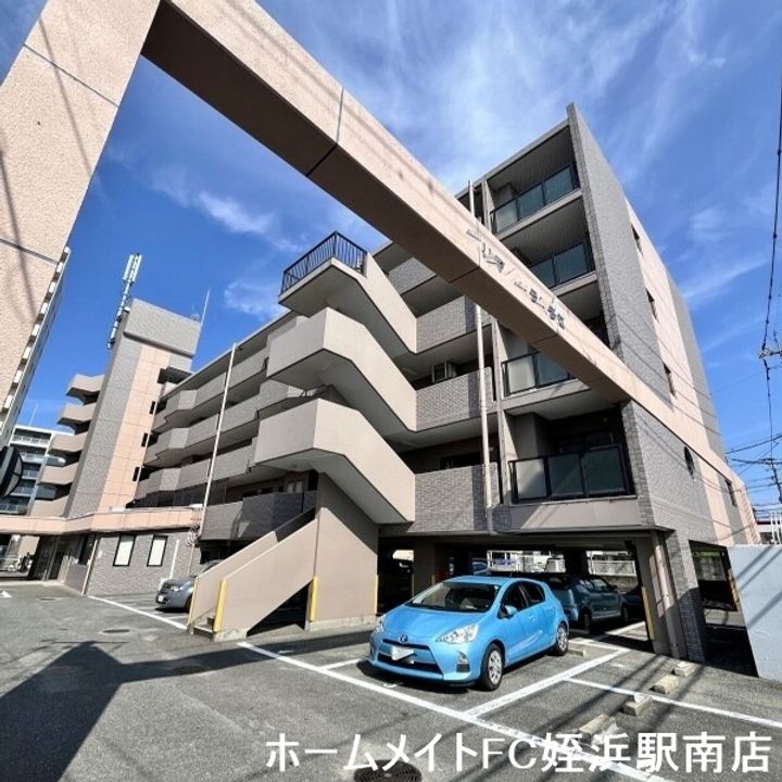 福岡県糸島市波多江駅北2(マンション)の賃貸物件の外観