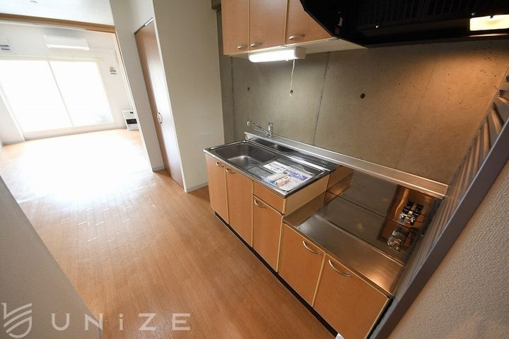 北海道札幌市豊平区平岸一条8(マンション)の賃貸物件のキッチン