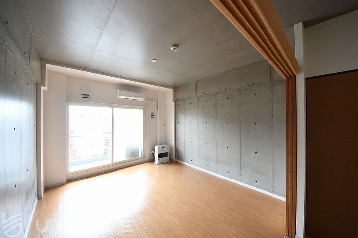 北海道札幌市豊平区平岸一条8(マンション)の賃貸物件の居間