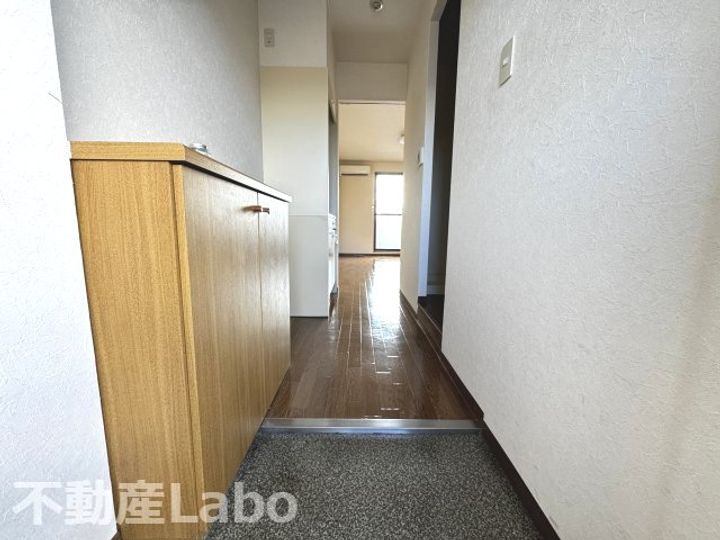 徳島県板野郡北島町鯛浜字原(マンション)の賃貸物件の玄関