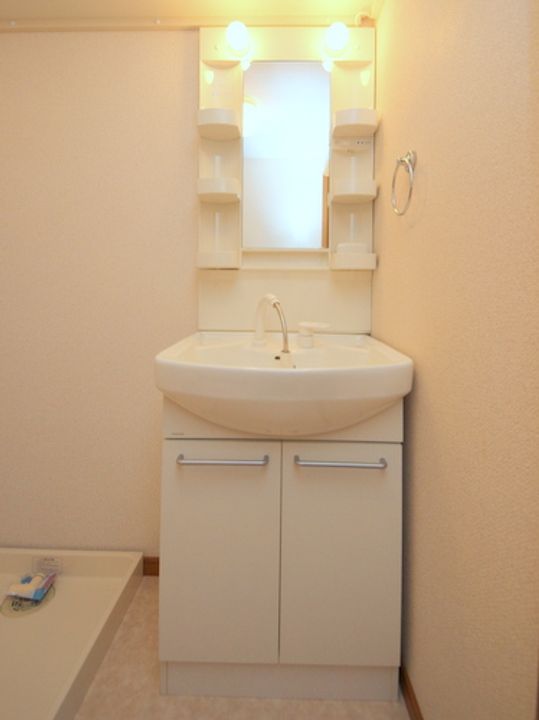 グランデール多田の内装