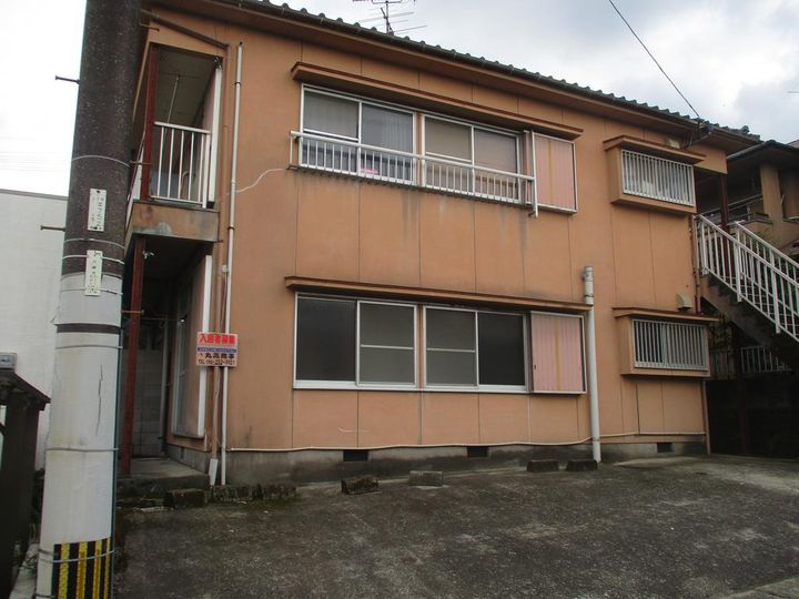 五月荘の外観