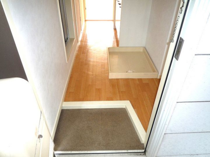 グレイスマルミの玄関