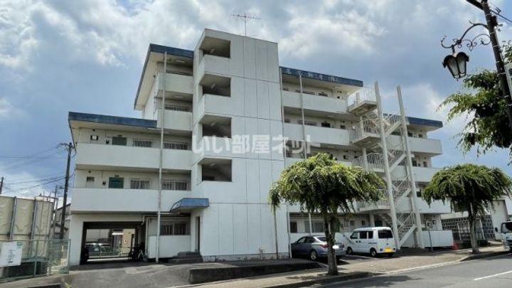 三重県名張市栄町(マンション)の賃貸物件の外観