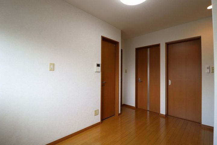 ミューズ瀬戸の内装