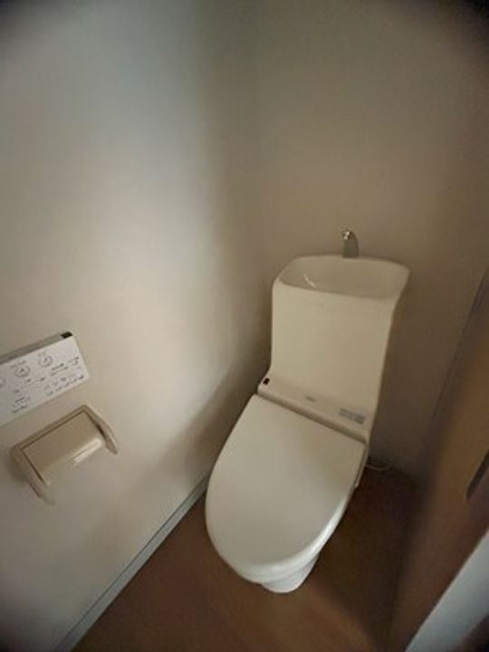 ハイツ向原B棟の内装