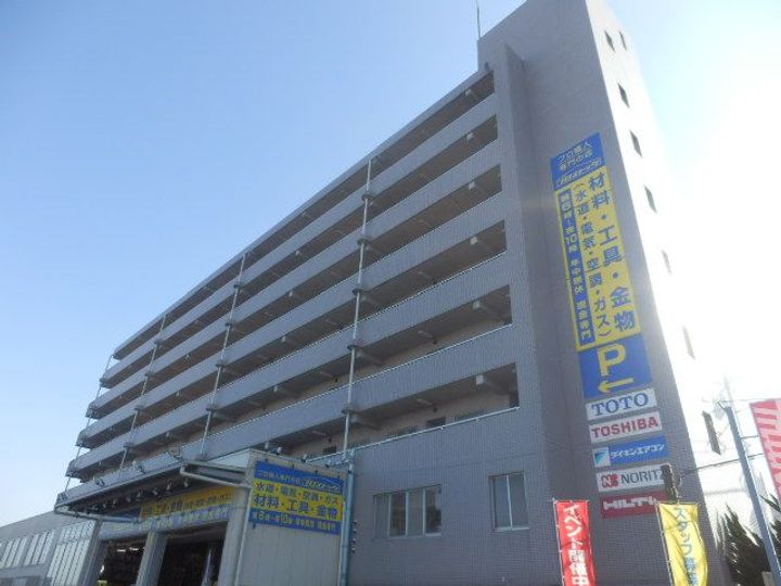 スカイコートの外観