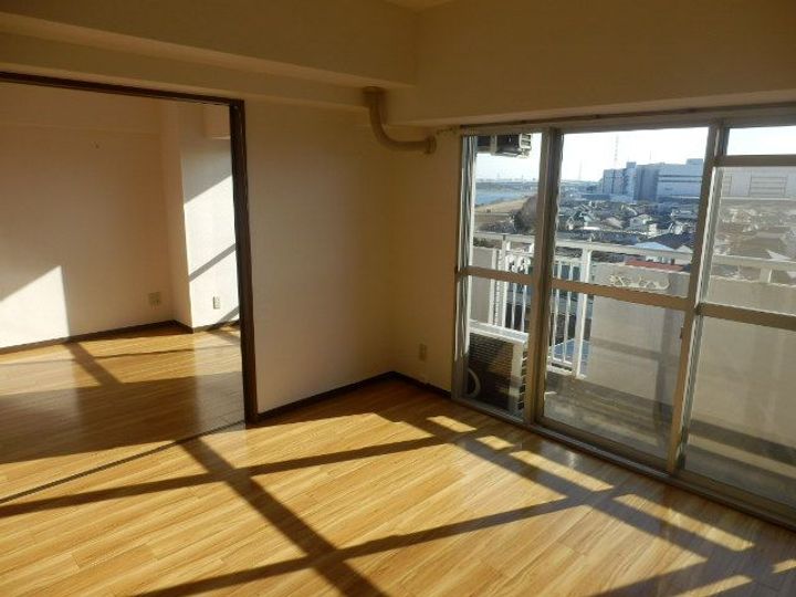 スカイコートの居間