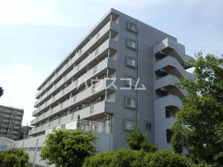 スカイコートの外観