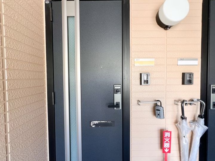 高知県高知市一宮しなね1(アパート)の賃貸物件の玄関