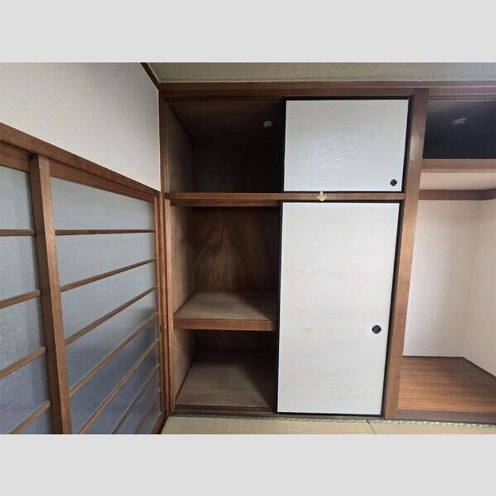 浅野第三ビルの内装