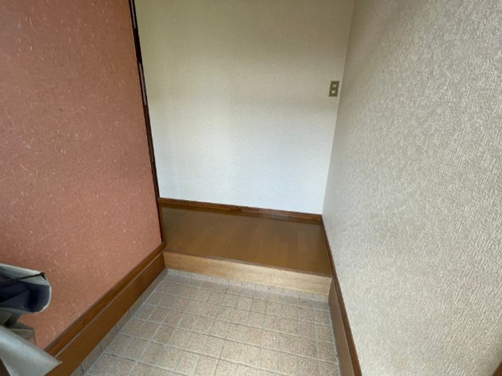 神奈川県横浜市戸塚区上矢部町(一戸建)の賃貸物件の玄関