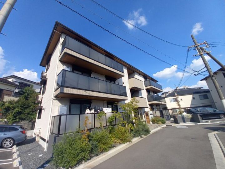 D-ROOMサニーガーデンB棟の外観