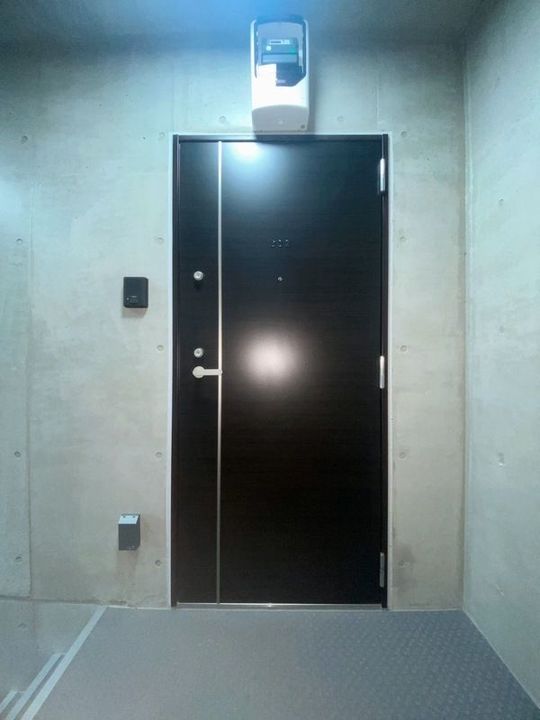 東京都北区滝野川5(マンション)の賃貸物件の玄関