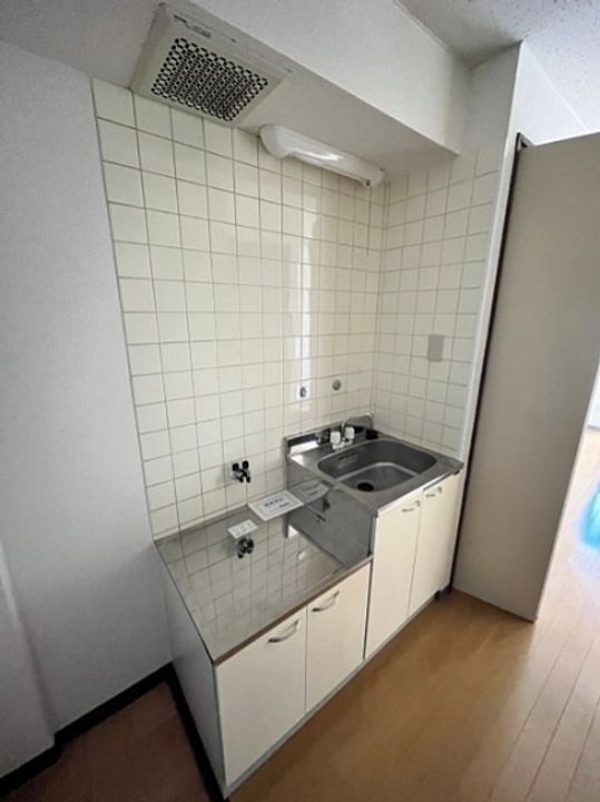 神奈川県厚木市下荻野(マンション)の賃貸物件のキッチン