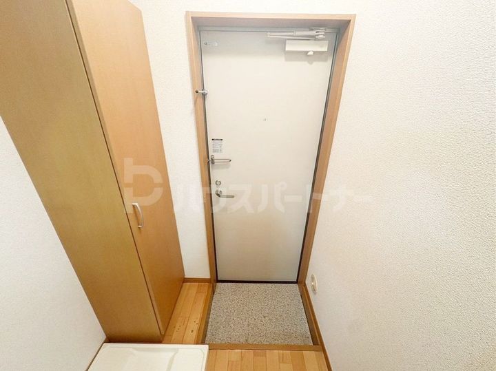 コンフォート・クラージュAの玄関