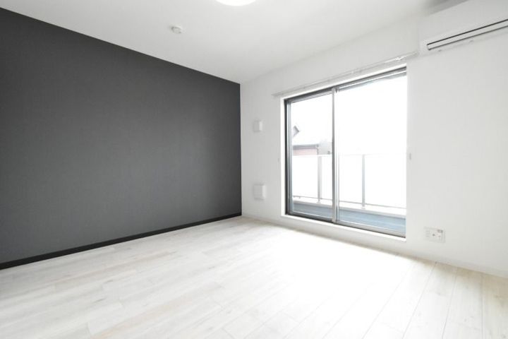 ジーメゾン大宮日進ウエストの居間