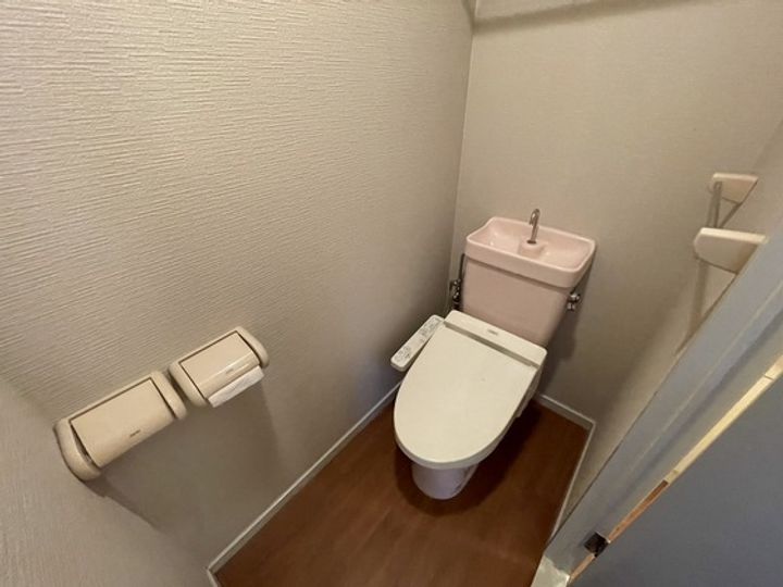 リマーカーブル己斐の内装